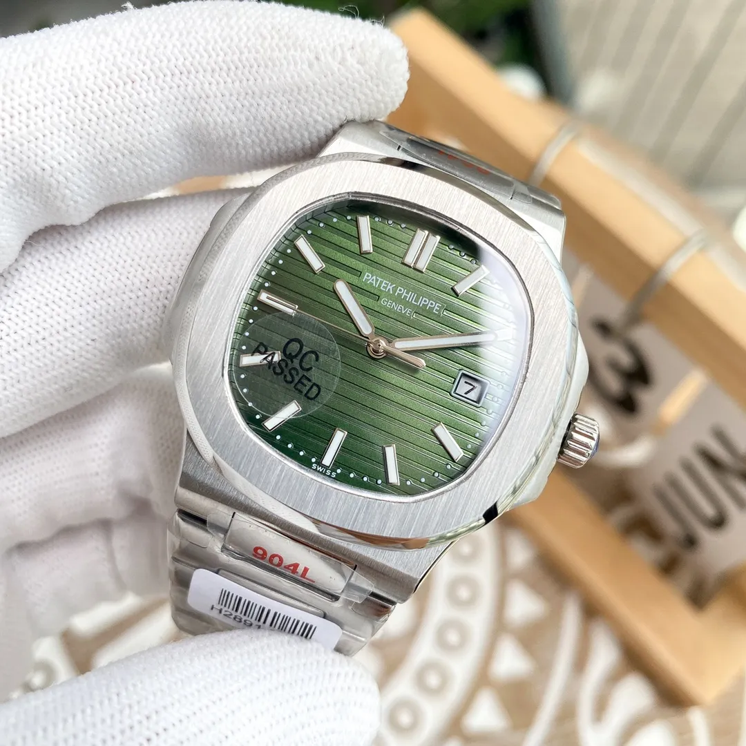 【Foreign trade import】💰1360! Real shot of Patek Philippe's "Nautilus" high-explosive version with zero modifications 🎈 [Movement] Matched with the brand new 2813 movement 0️⃣Reworked [Case] 316L fine steel case CNC process restores the original shell shape and curvature one to one, pursuing the original 0️⃣ gap [Bracelet] Using 316 fine steel custom-grade ergonomic bracelet [Dial] Adhering to the fineness of the big manufacturers, we strictly pursue the gap between the text lines, the thickness of the scales, and the luminous color, and strive to synchronize the 0️⃣ gap with the genuine products 🔥Top-level products, continuous high-quality products🔥